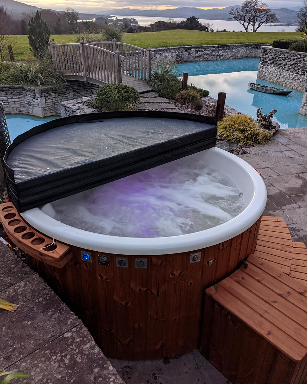 bain nordique bois, hot tub, bain norvegien, bain suedois, bain scandinave, spa nordique, bain nordique prix, jacuzzi bois