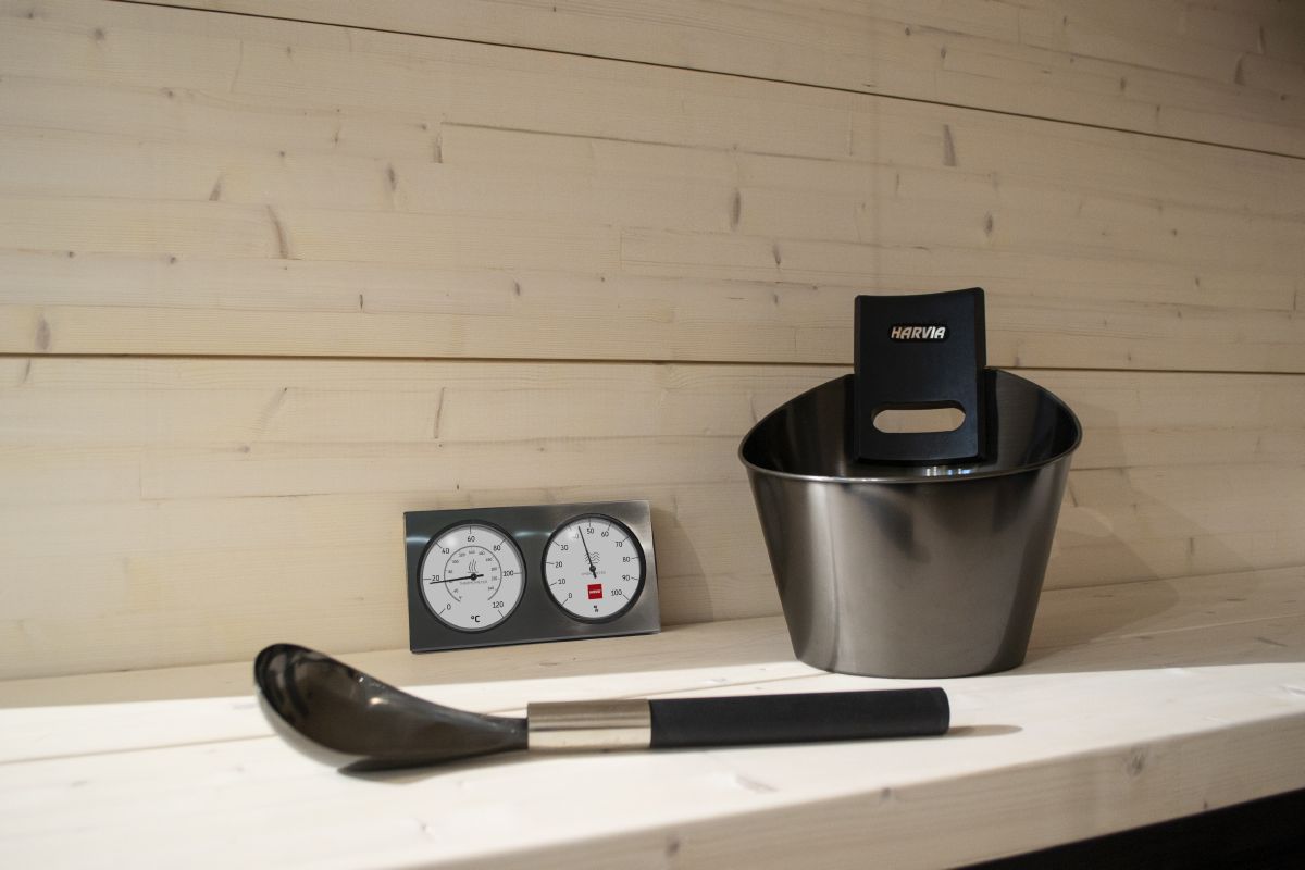 acheter accessoire-sauna-harvia-kit, louche sauna, seau sauna, thermometre sauna, hygrometre sauna