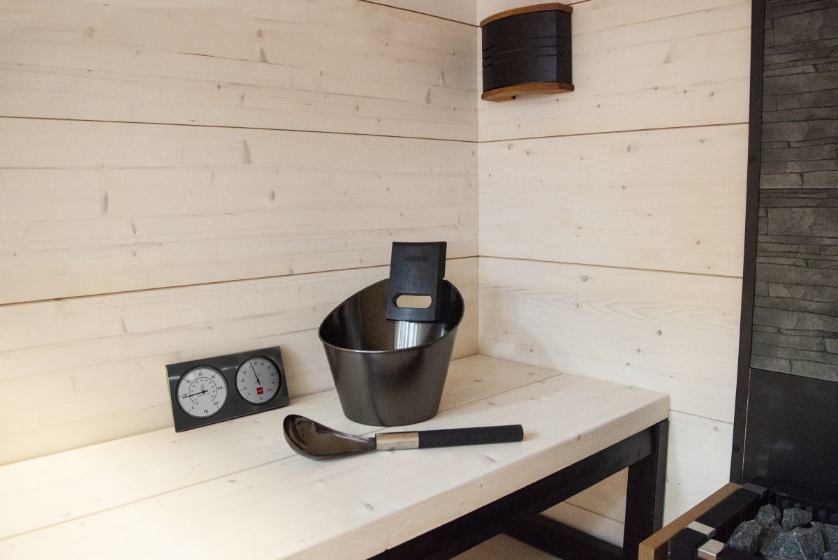 acheter accessoire-sauna-harvia-kit, louche sauna, seau sauna, thermometre sauna, hygrometre sauna