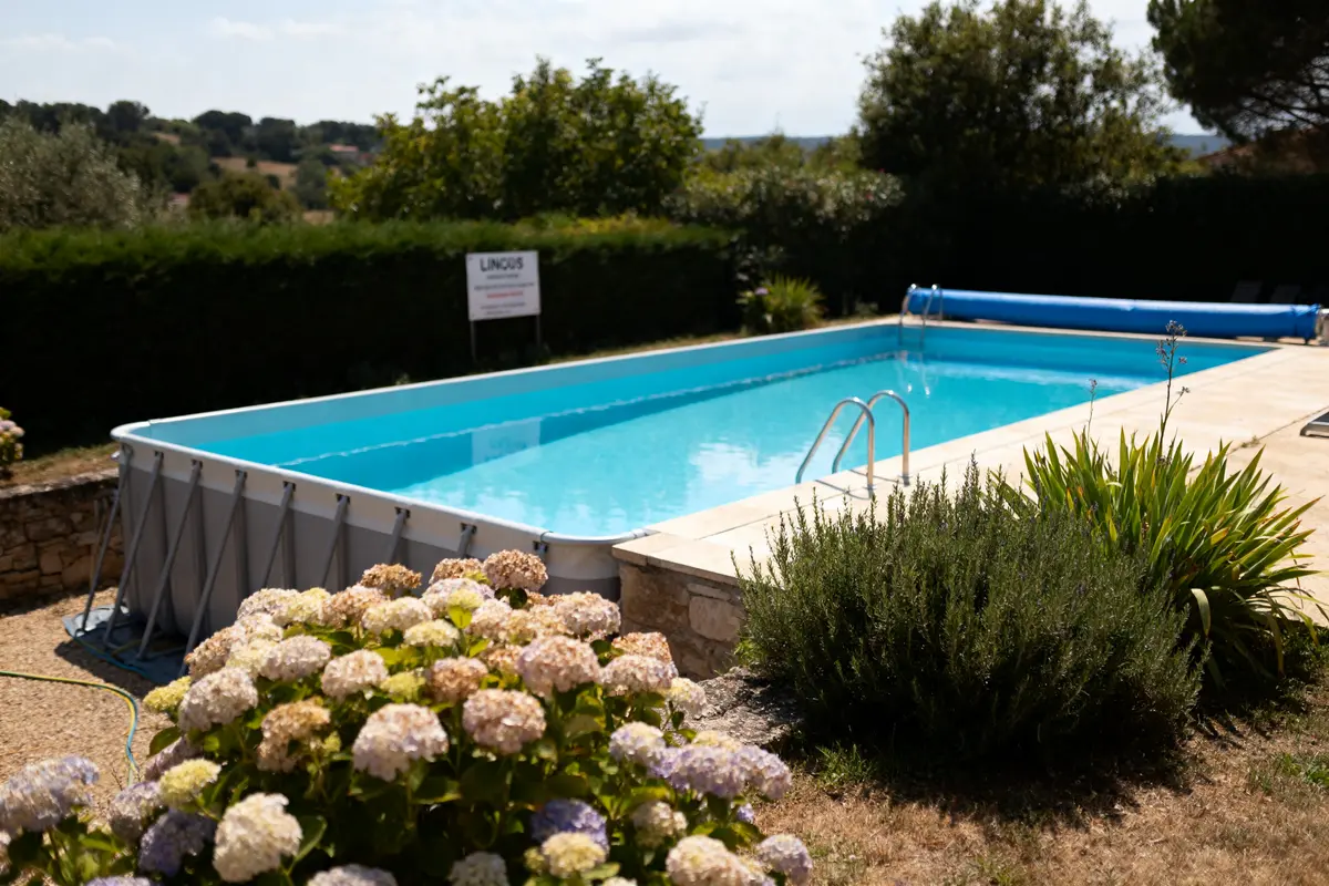 Liners de piscine : choix, prix et qualité sur-mesure